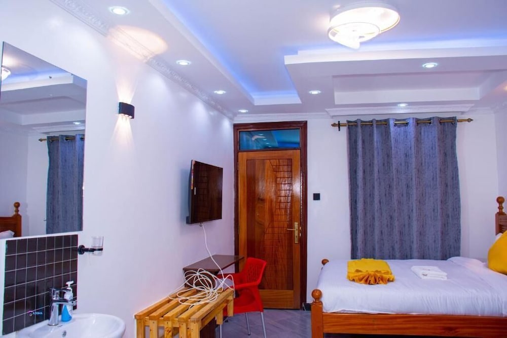Standard Double Room, City View photo 3