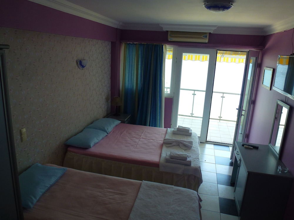 Deluxe Triple Room, Balcony, Sea View