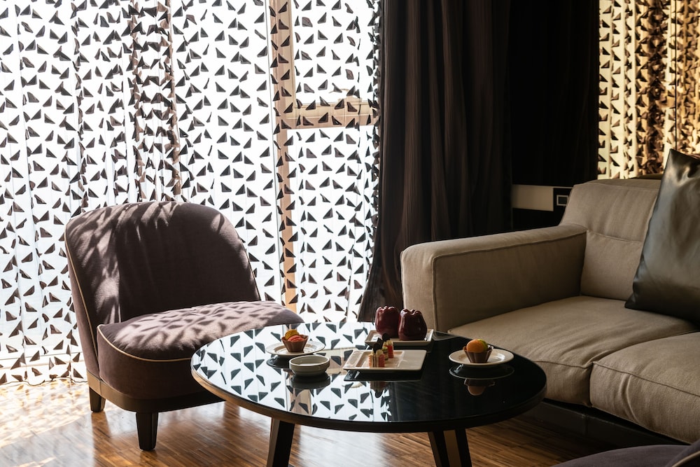 Luxury Suite, 1 Bedroom, Non Smoking photo 2