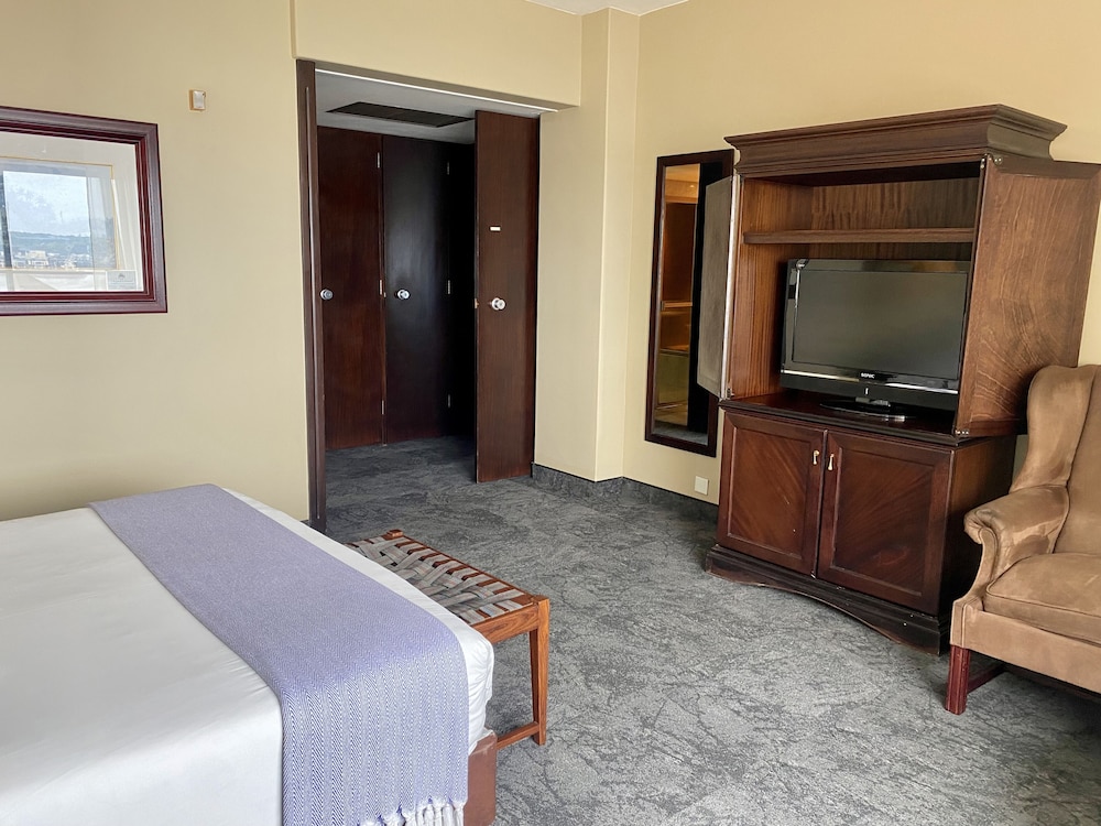 Family Suite, 2 Bedrooms, Non Smoking, City View