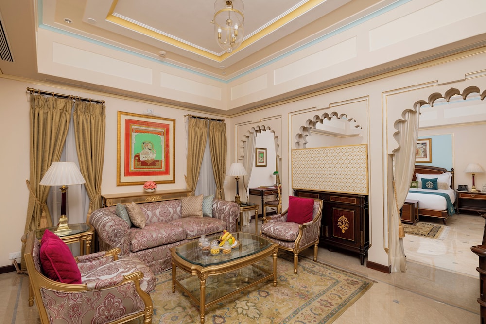 Luxury Suite, Courtyard View - Photo 1