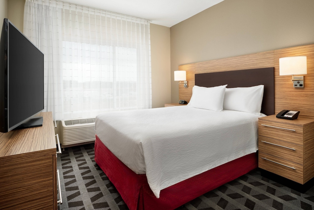Suite, 1 Bedroom - Photo 3