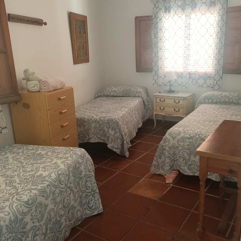 Habitación Triple Básica