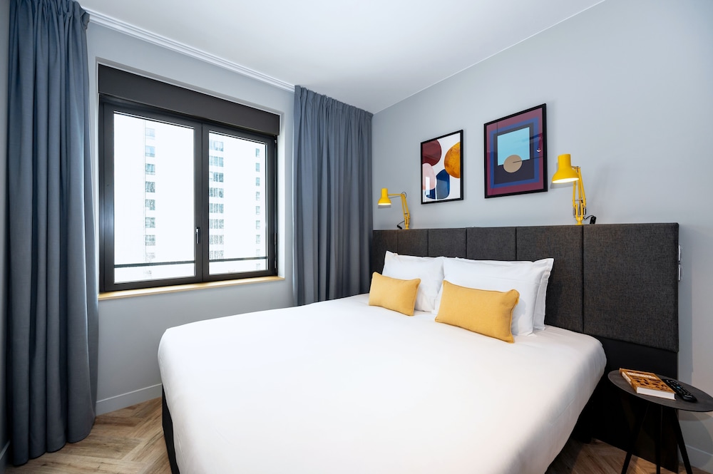 One Bedroom Apartment - Photo 10