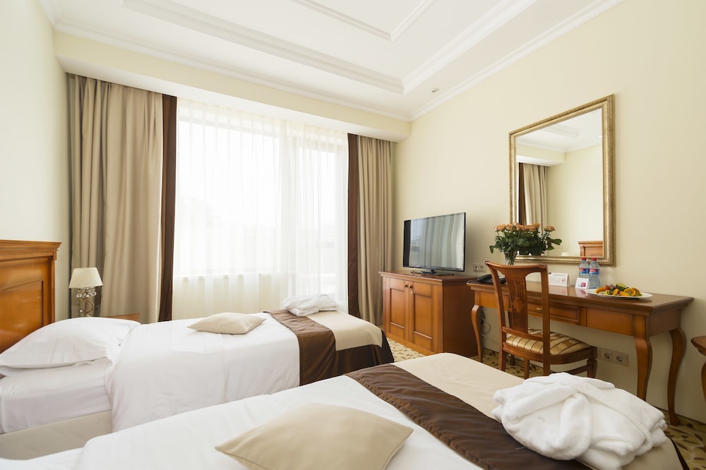 Standard Double Or Twin Room photo 2