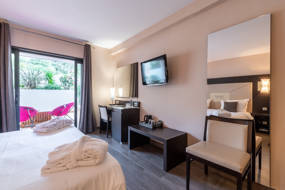 Deluxe Double Room photo 1