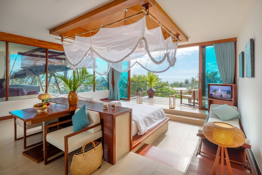 Ocean View Suite - All Spa Inclusive photo 2