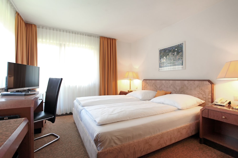 Classic Double Room, 1 Queen Bed photo 2