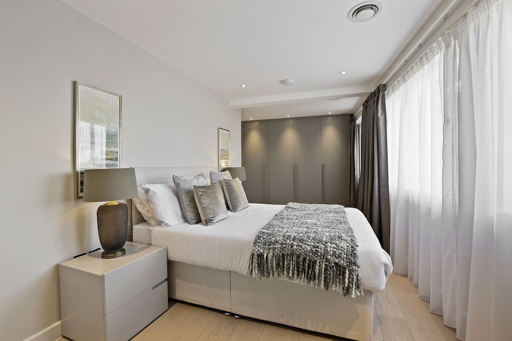 Premium Apartment, 3 Bedrooms photo 2