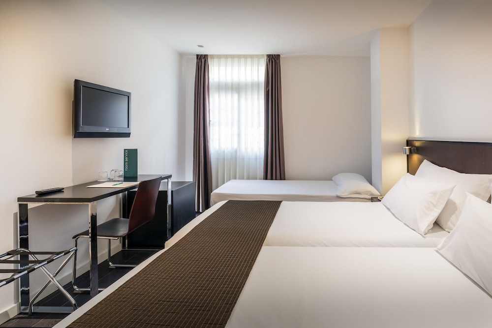 Triple Room - Photo 2