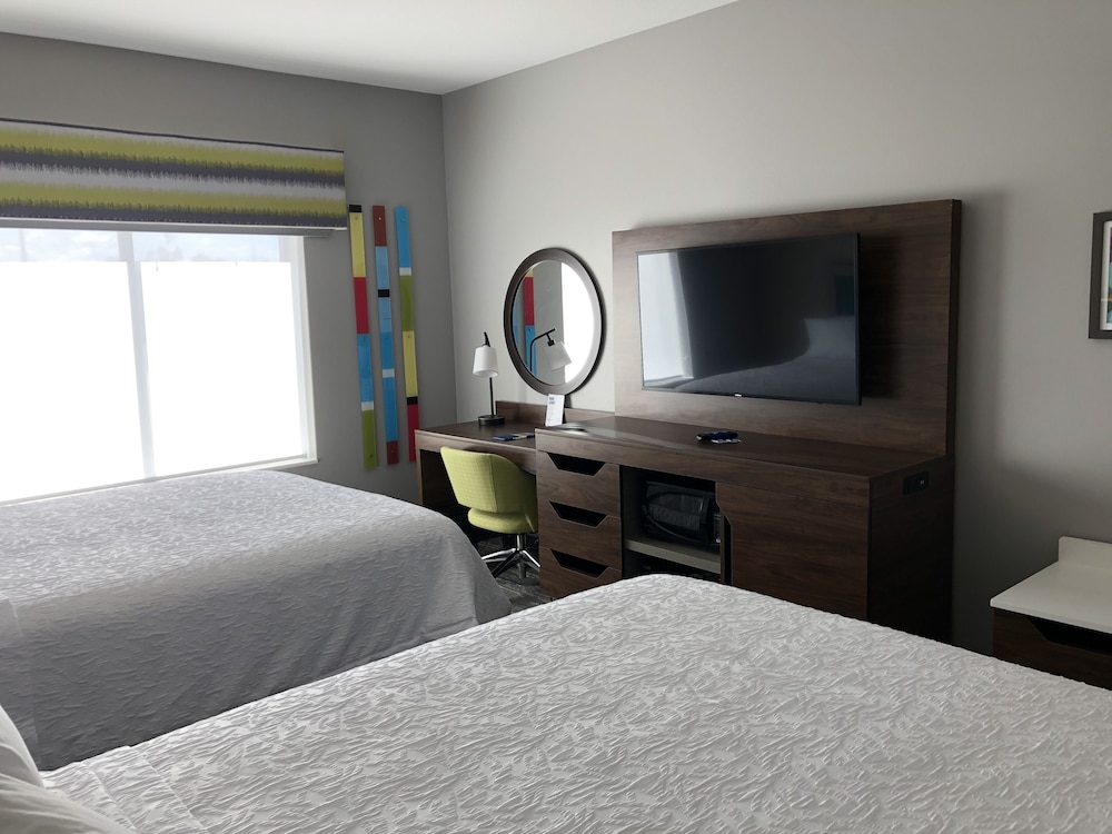 Standard Room, 2 Queen Beds, Accessible, Bathtub - Photo 1