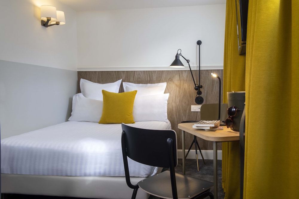 Classic Single Room