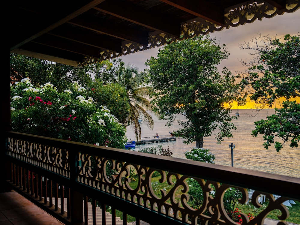 Deluxe Suite, 1 Bedroom, Terrace, Sea View photo 2