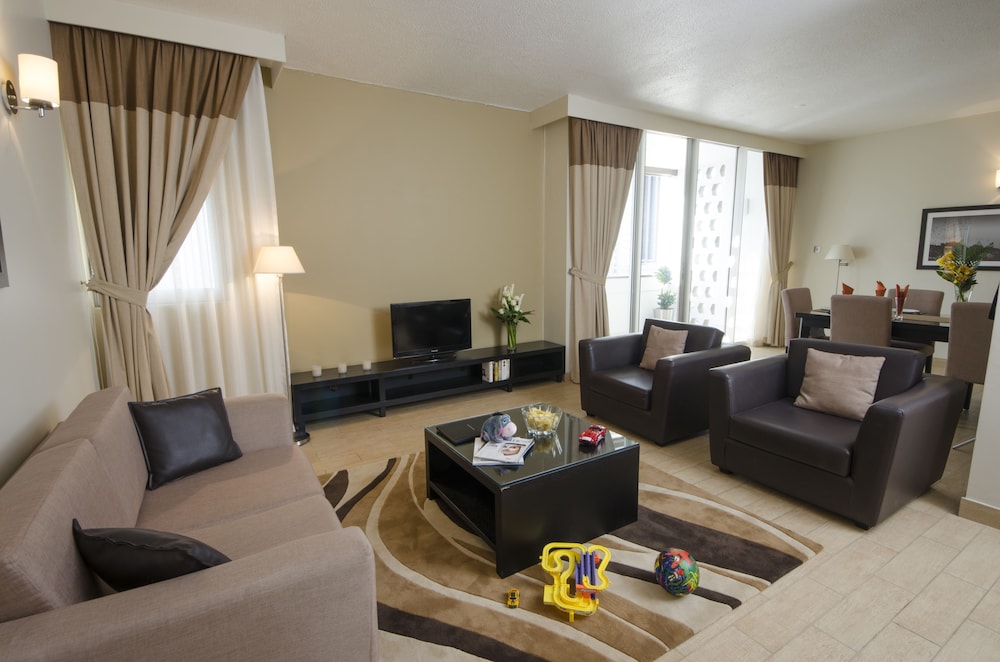 Deluxe Room, 3 Bedrooms photo 3