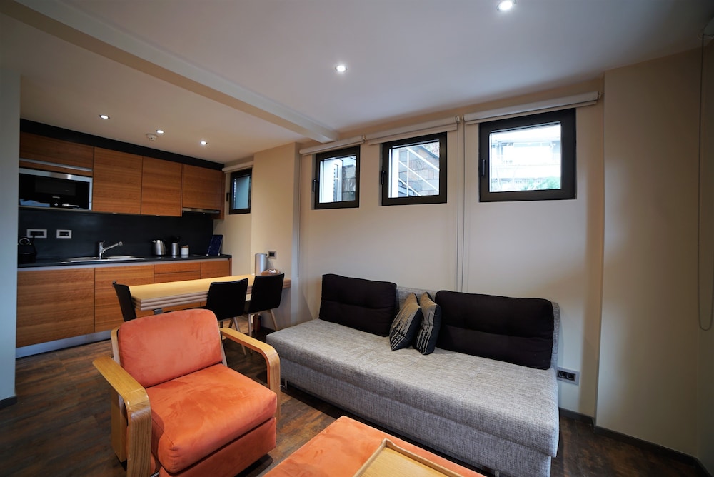 Apartment, 2 Bedrooms photo 3