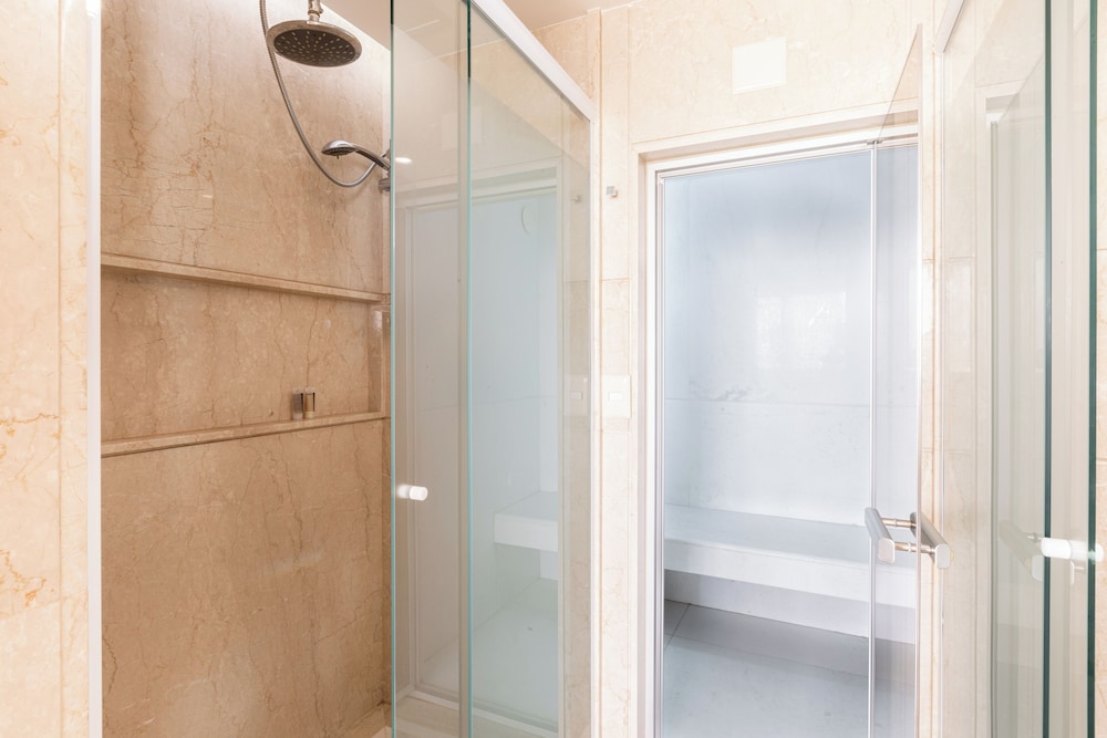 Suite, Club Lounge Access, Oceanfront (Imperial)