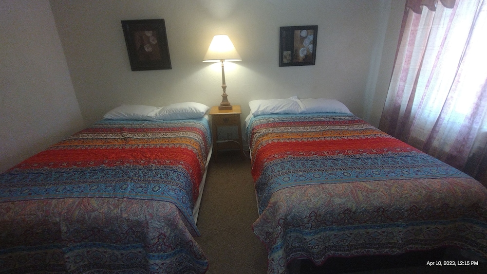Basic Double Room photo 1