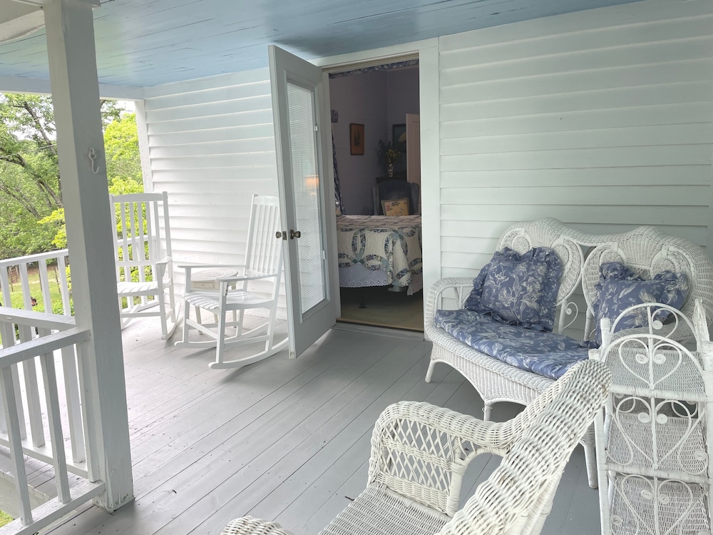 Hideaway Room photo 2