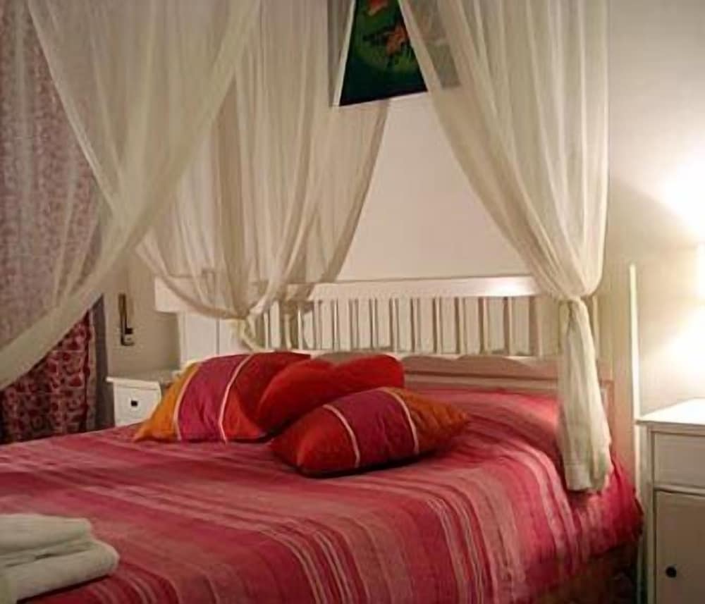 Apartment (3)