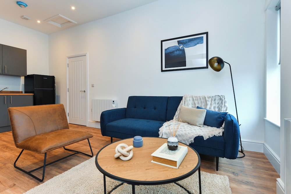 Apartment photo 2