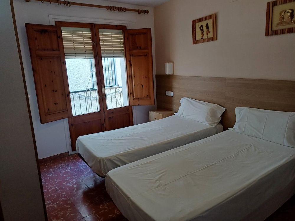 Habitación Doble Básica o con Camas Gemelas, Balcón