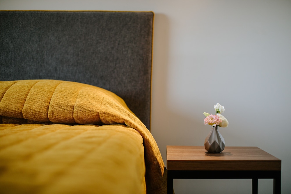 Standard Room with Balcony - Photo 2