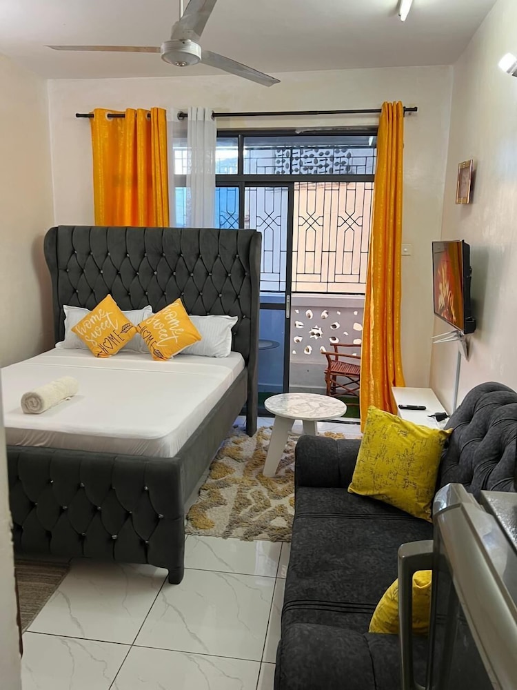 Deluxe Studio, City View