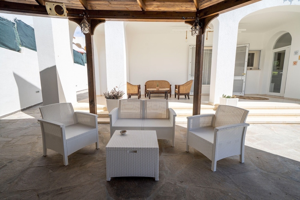 Villa Machri - Avec piscine privée et grand jardin proche de la mer, Photo 31