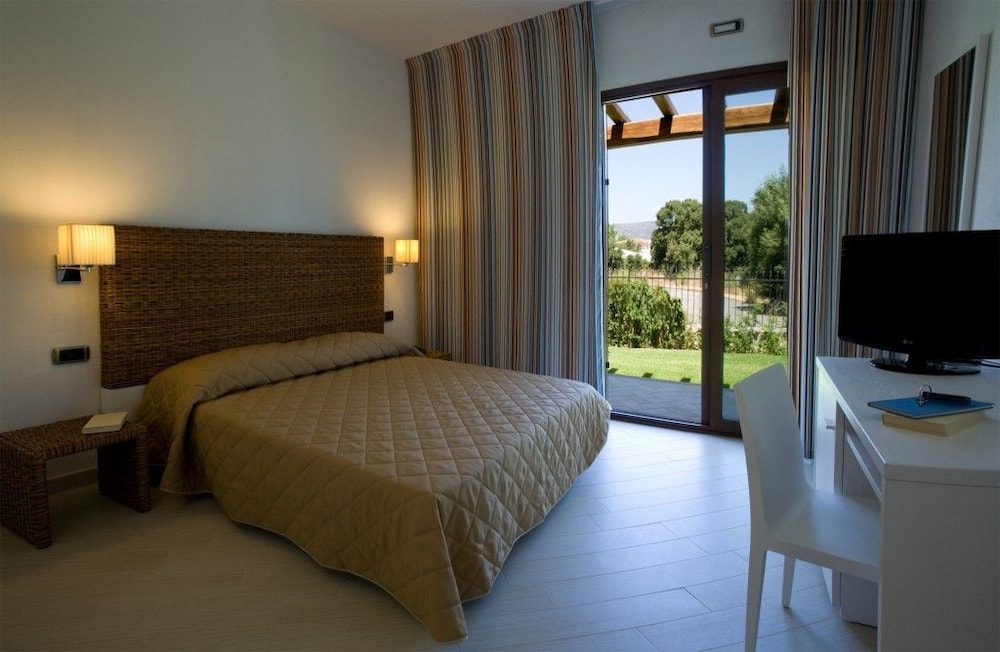 Classic Triple Room - Photo 4