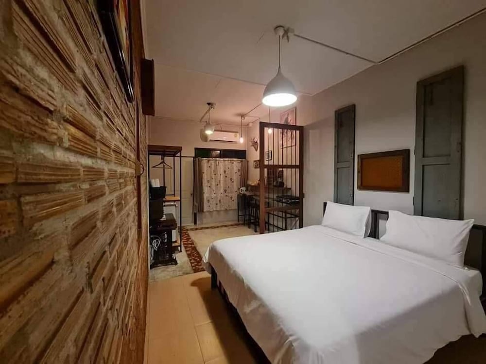 Superior Room, 1 Bedroom - Photo 1