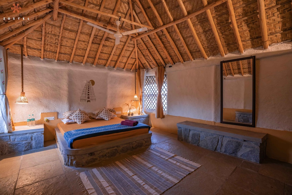 Deluxe Mud Cottage - Photo 1
