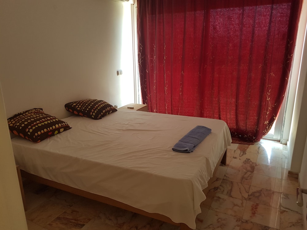 Deluxe Apartment photo 2