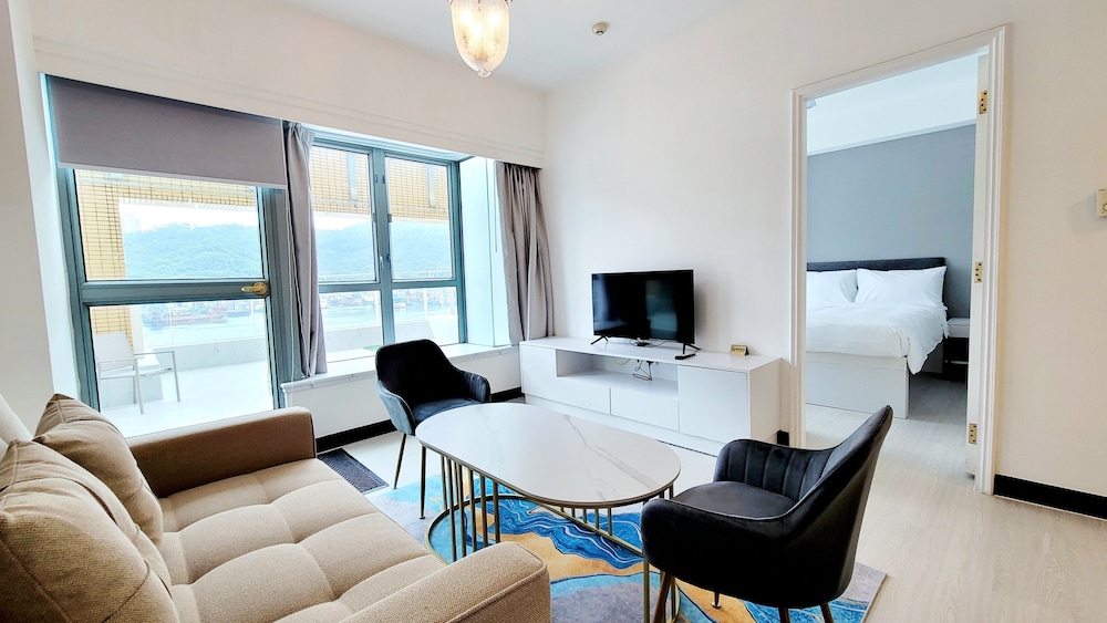 Family Seaview Suite with balcony