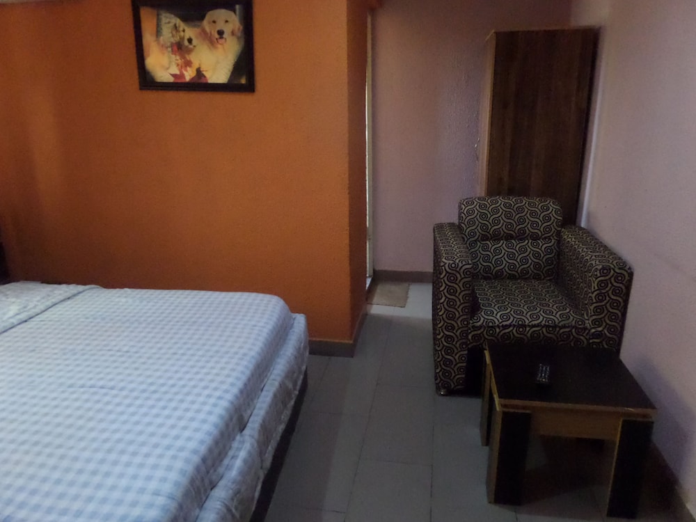 Standard Room, 1 Double Bed, Non Smoking photo 2