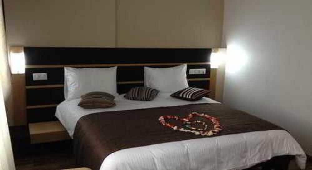 Standard Suite