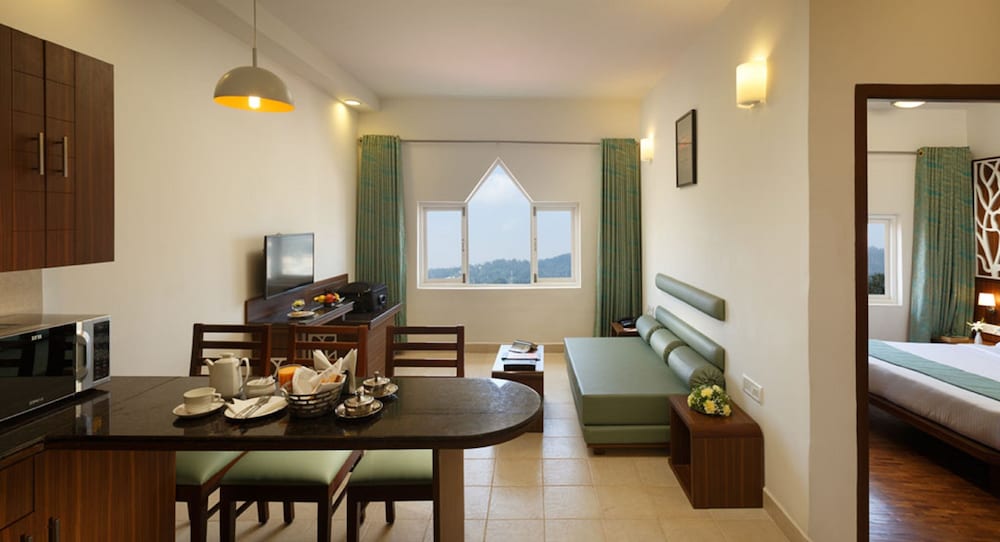Privilege Suite - Photo 2