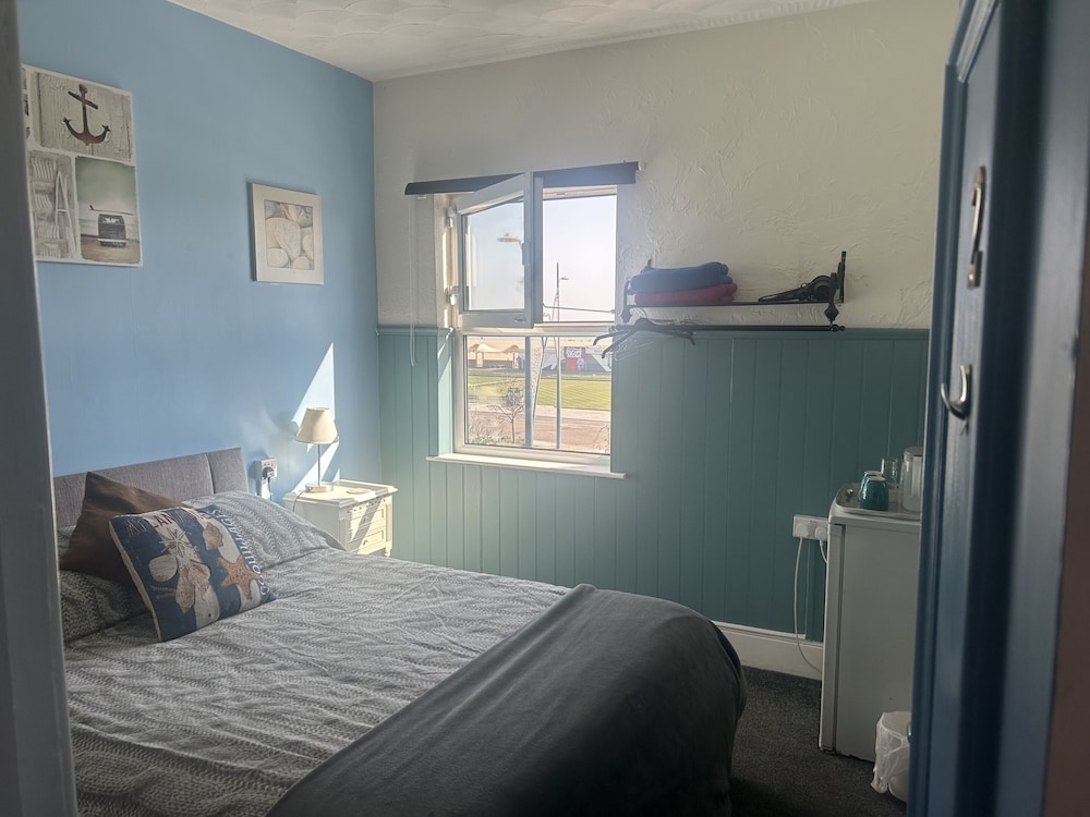 Comfort Double Room, Ensuite, Sea View (Small)