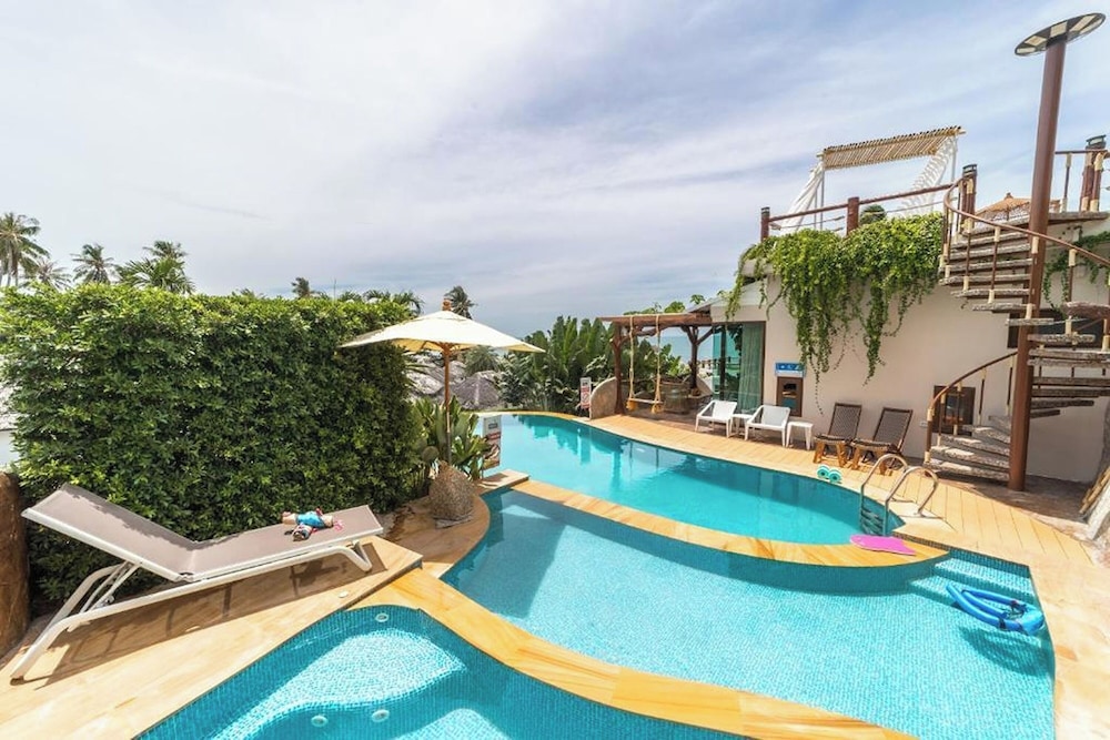 3 Bedroom Villa with Private Swimming Pool - Photo 12