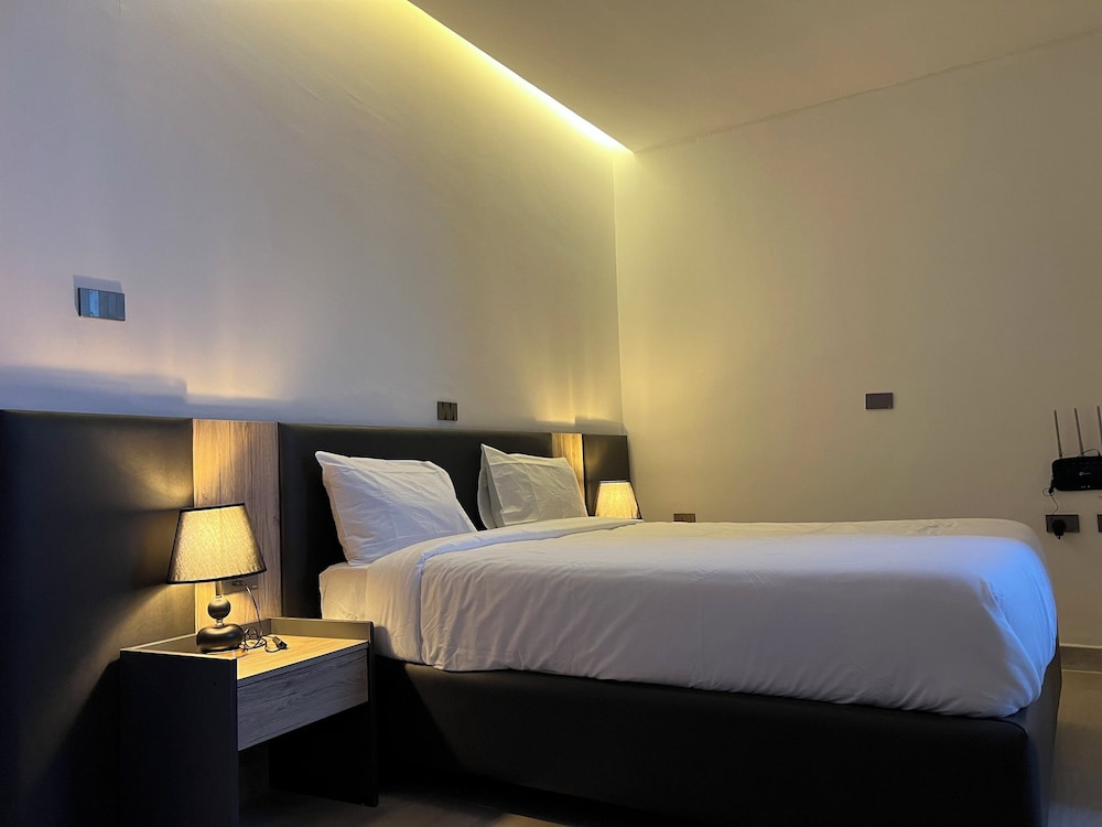 Standard Room, City View
