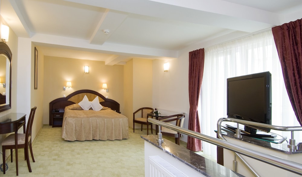 Deluxe Suite photo 2