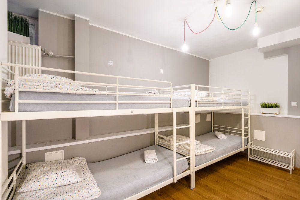 Economy Quadruple Room, Ensuite