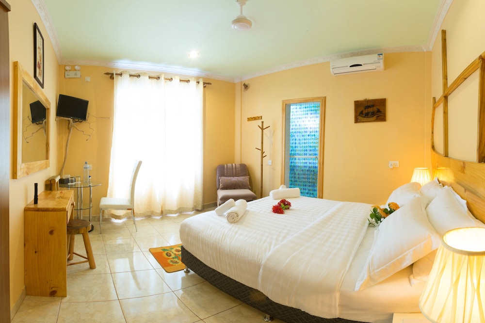 Standard Double Or Twin Room photo 3