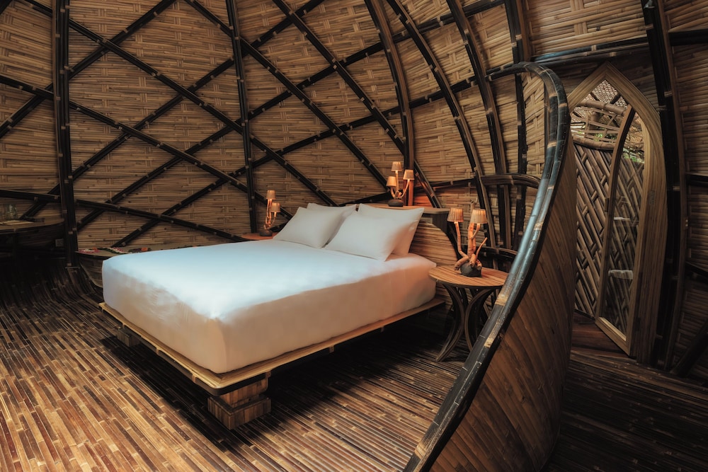 Swift House - One Bedroom Bamboo Design - Photo 1