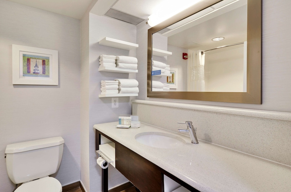 Room, 2 Queen Beds, Non Smoking (Shower) photo 2
