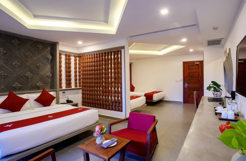 Deluxe Triple Room, 1 Bedroom - Photo 1