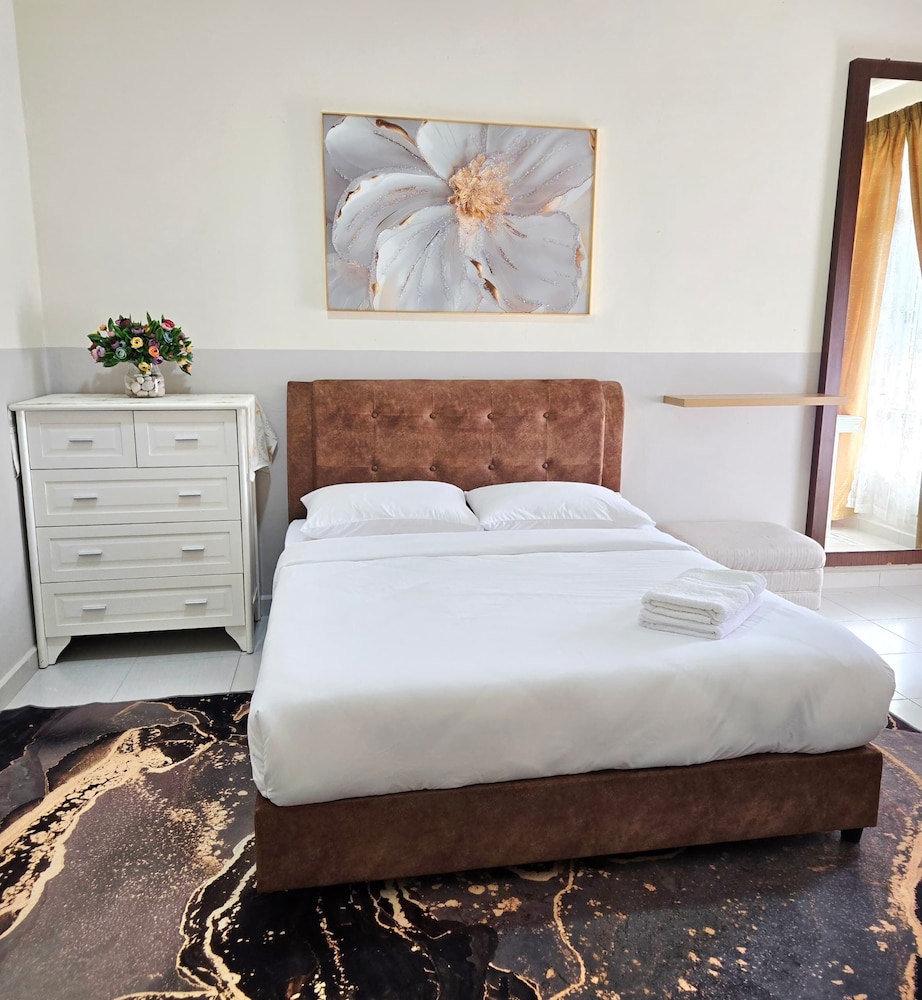 Family House, 4 Bedrooms, Non Smoking
