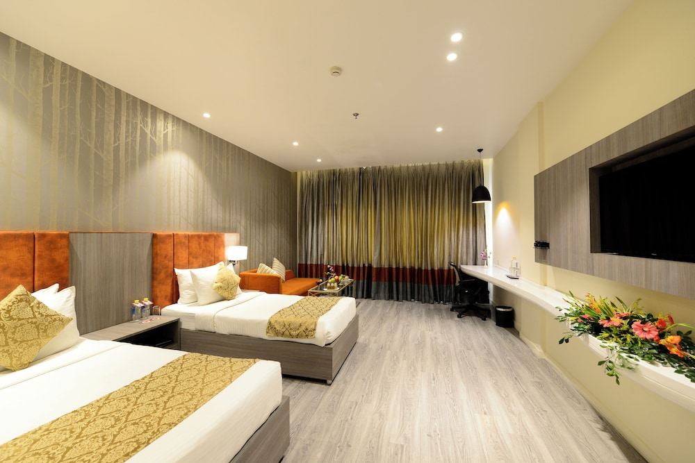 Deluxe Room - Photo 6