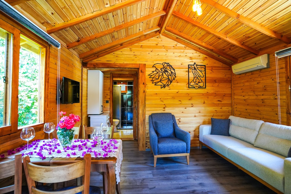 Family Cottage photo 3