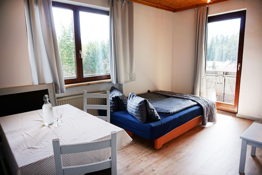 Family Apartment, 2 Bedrooms, Mountain View photo 2