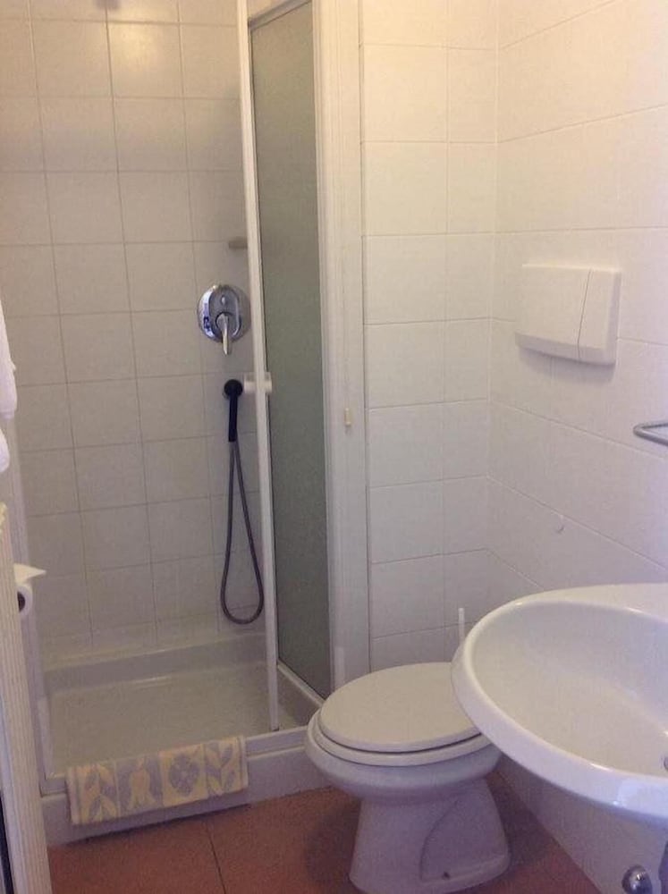 Double Room, Balcony, Lake View photo 2